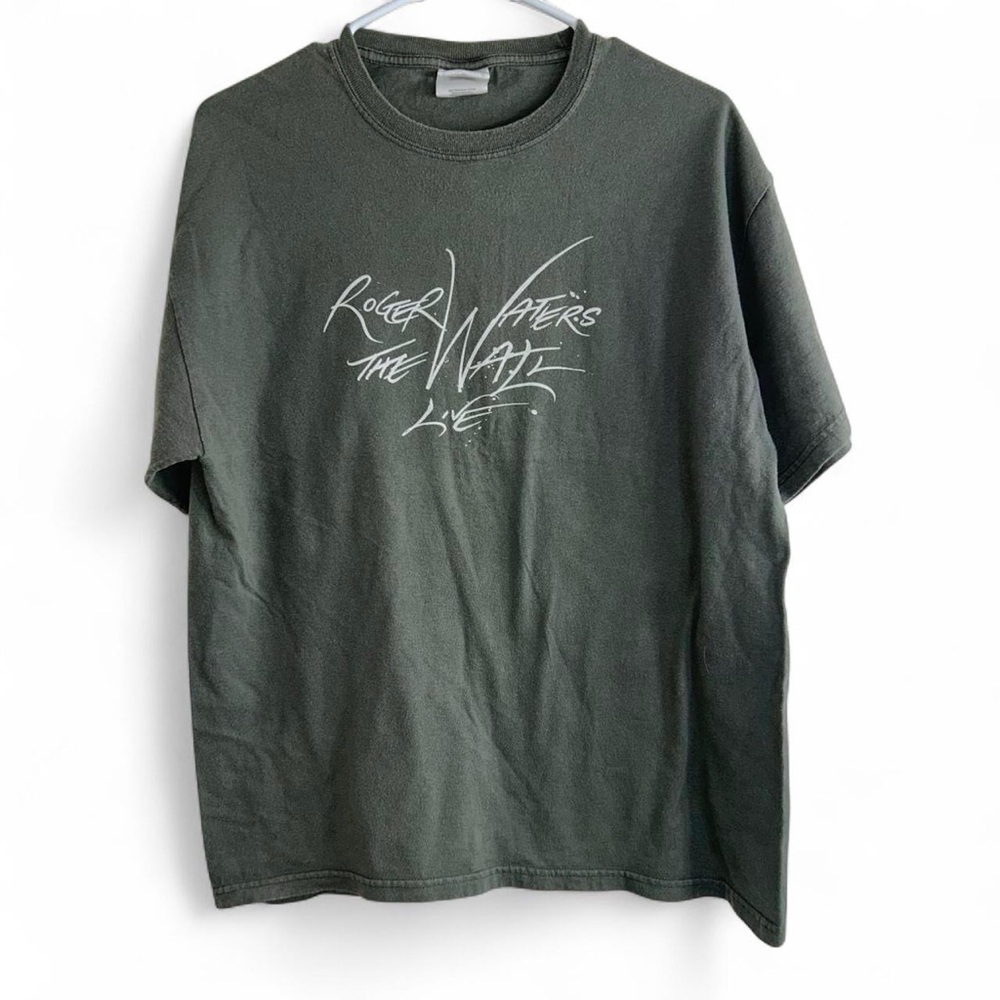 Hanes Rodger waters Men's Graphic Tee in Olive Green